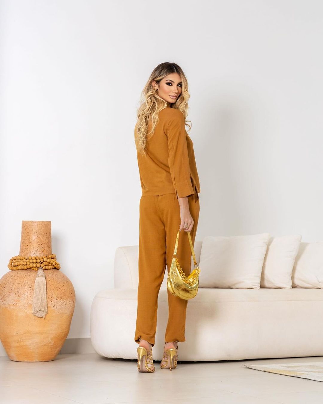 conjunto_bela_413_3_d65d7f8e53a2ebee3aff86217706b9ee.jpg